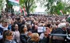 Magyar Péter a tüntetésen: Orbán Viktor kérjen bocsánatot, vagy mondjon le!
