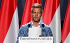 Magyar Péter a szegény nyugdíjasokról és Tiborczról akar beszélni Orbánnal
